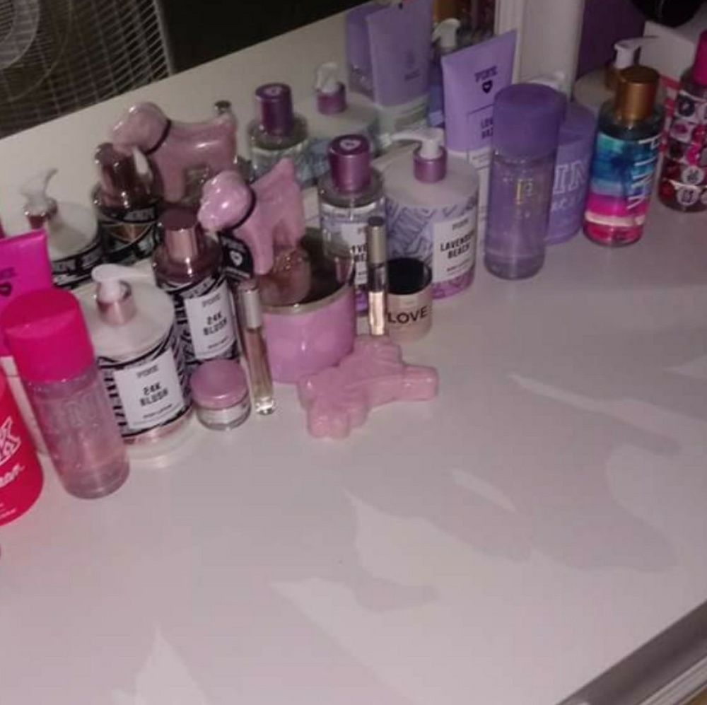 Showing - Picture 4 of 8